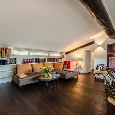 Allegroitalia Penthouse Montenapoleone Milan