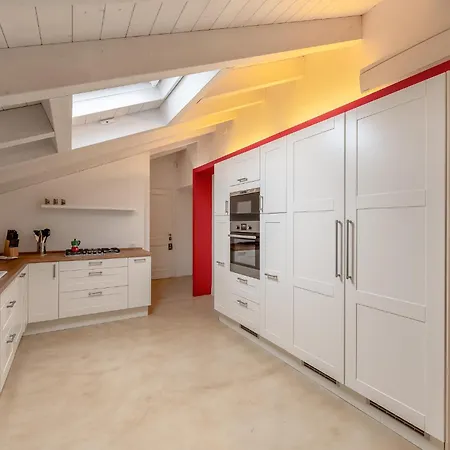 דירה Allegroitalia Penthouse Montenapoleone מילאנו