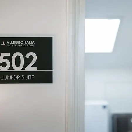 Allegroitalia Penthouse Montenapoleone דירה