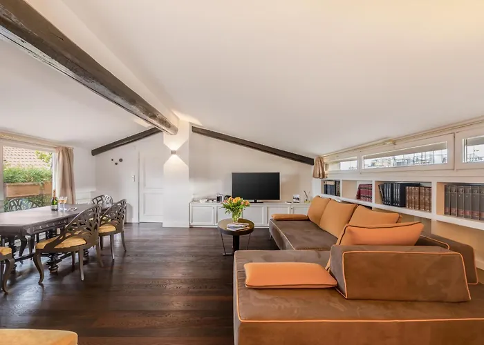 Lägenhet Allegroitalia Penthouse Montenapoleone Milano