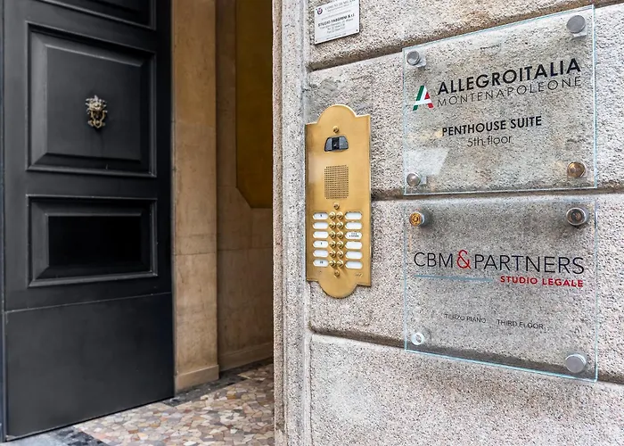 Allegroitalia Penthouse Montenapoleone Lägenhet *